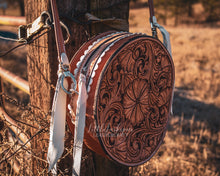 Load image into Gallery viewer, Cosmos Round Purse