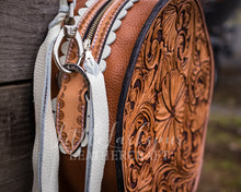 Load image into Gallery viewer, Cosmos Round Purse