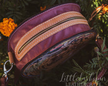 Load image into Gallery viewer, Whimsical Round Purse
