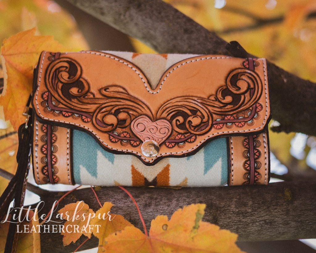 Pendleton Clutch