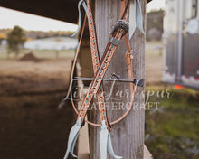 Load image into Gallery viewer, Hearts XL Headstall
