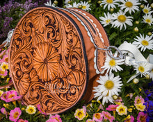 Load image into Gallery viewer, Cosmos Round Purse
