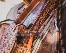 Load image into Gallery viewer, Aspen Love Purse
